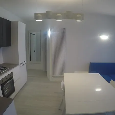 Center New Deluxe Con Balcone Vista Mare Apartment
